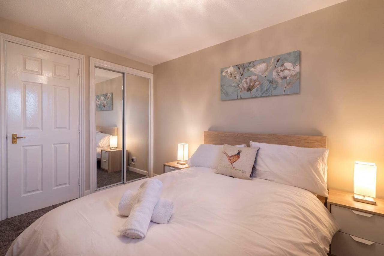 Апартаменти Sec/ Hydro Two Bed Flat With Free Parking And Great View Глазго Екстер'єр фото